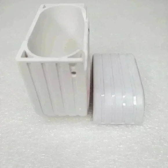 Real Flower AirPod Case 3 - Picture 3 of 6